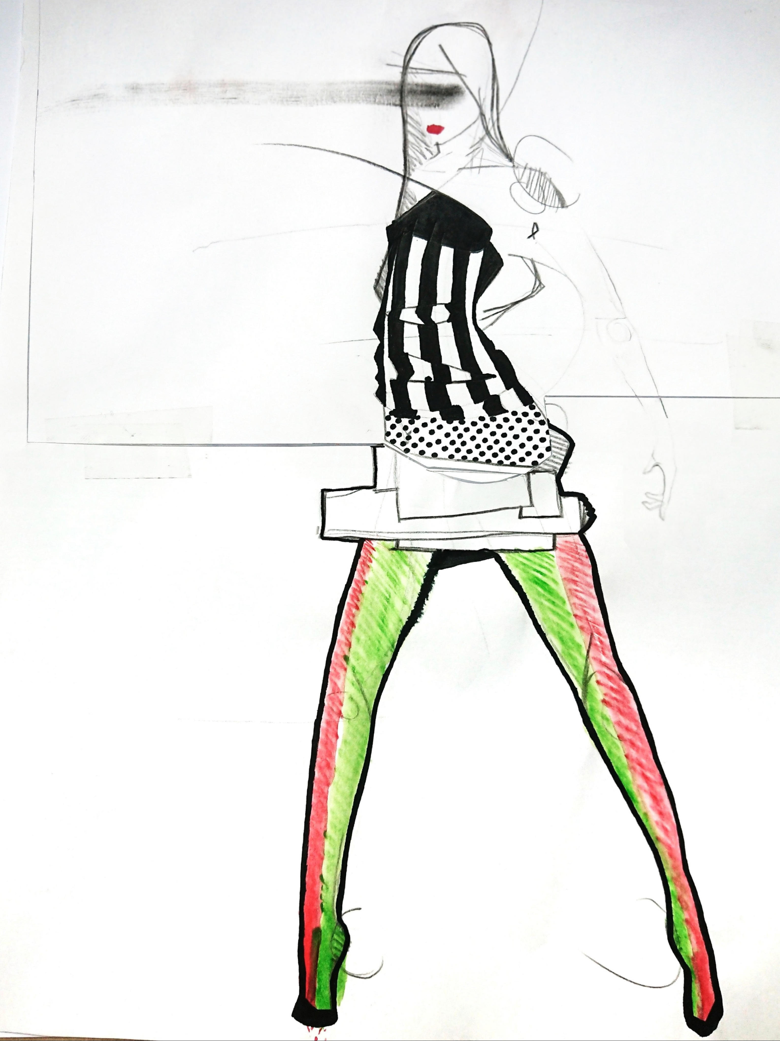 Modefigurine in Strumpfhosen und dekonstruktiv gestalltetem Rockteil zusammen mit Oberteil als Kleid, Modezeichnung auf A4